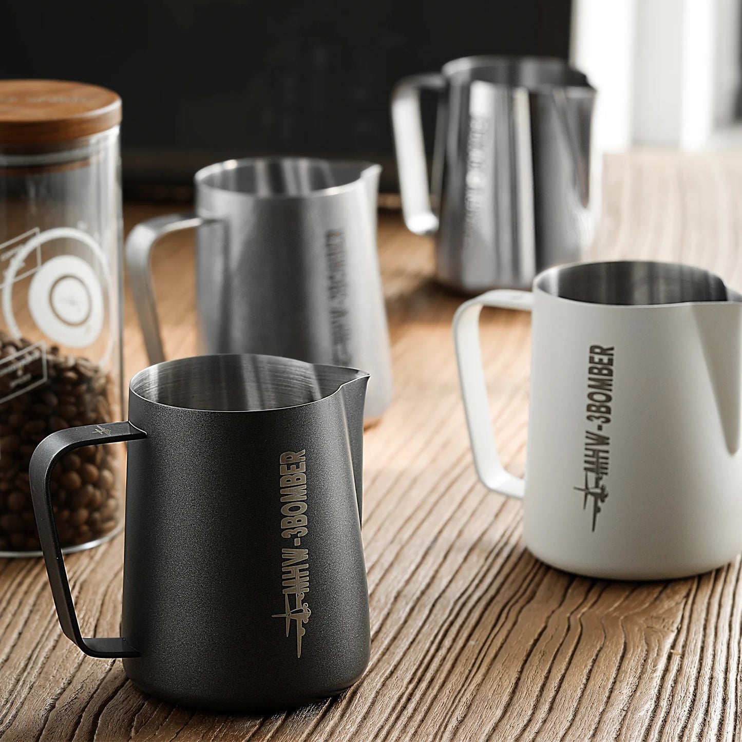 MHW-3BOMBER CLASSICAL 3.0 MILK PITCHER